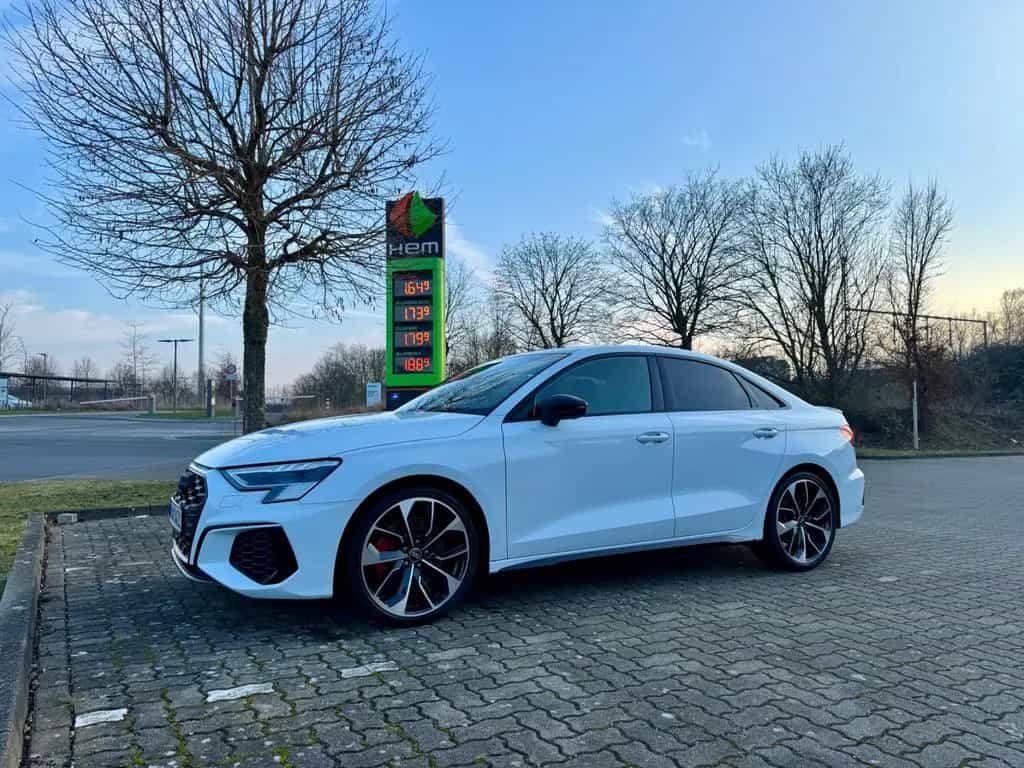 Audi S3 TFSI S tronic quattro - 09/2022-photo-10