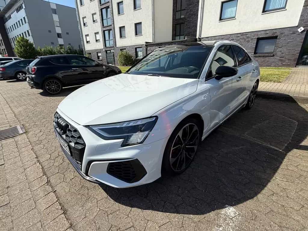 Audi S3 TFSI S tronic quattro - 09/2022-photo-4