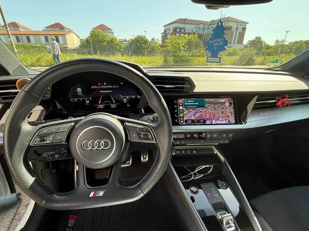 Audi S3 TFSI S tronic quattro - 09/2022-photo-8