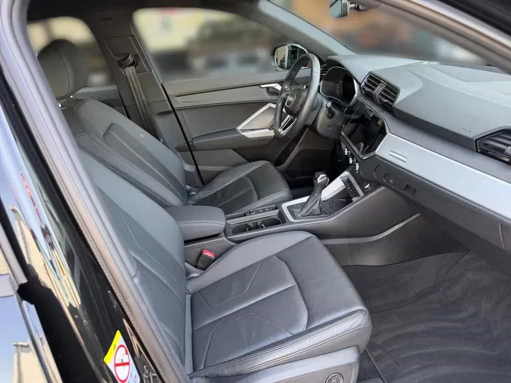 Audi Q3 35 1.5 TFSI S LINE Leder Kamera elektr. AH... 12/2023-photo-13