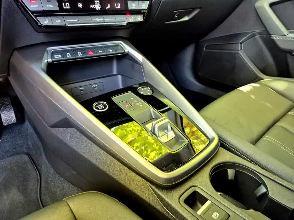 Audi A3 40 TFSI S tr. quattro S line Limousine Pano 07/2023-photo-28