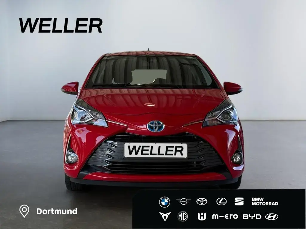 Main__Slider__Photo:Toyota Yaris Hybrid 1.5 Y20 Club *CAM*SHZ*Spurhalteass* 07/2019-1