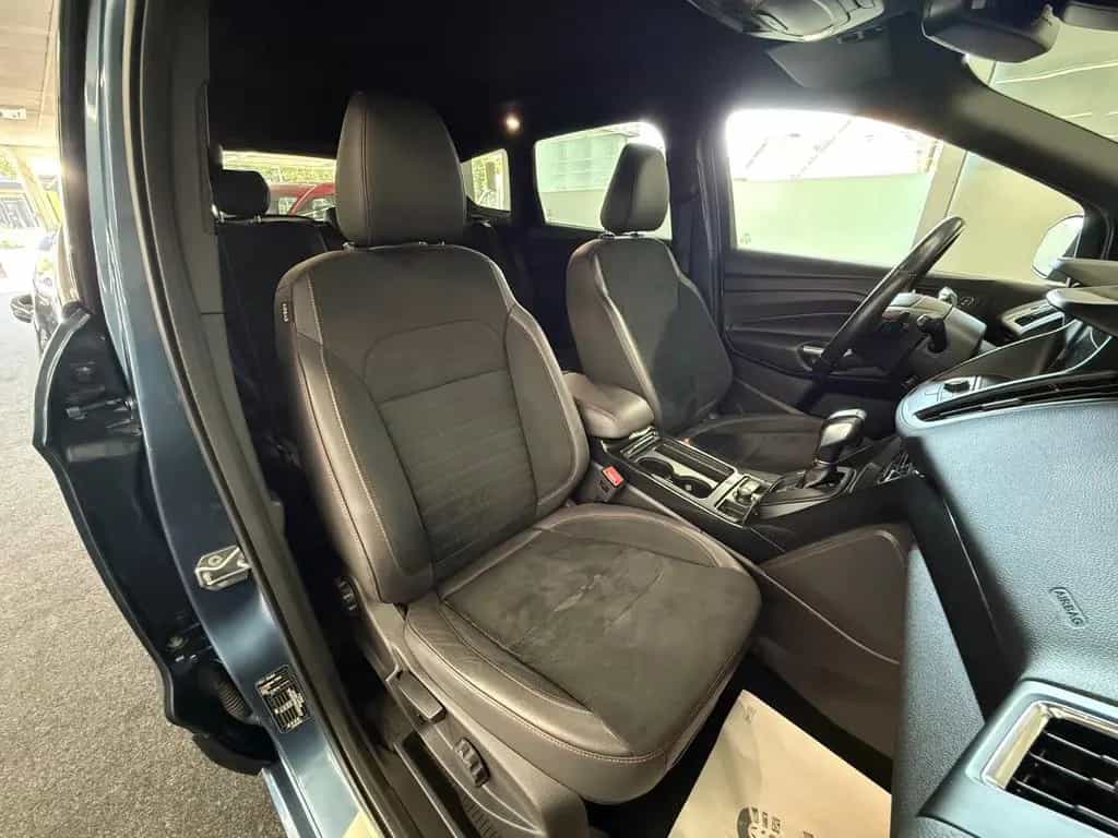 Ford Kuga ST-Line*PANORAMA-DACH*AUTOMATIK*AHK*SHZ 04/2019-photo-14