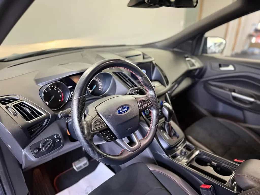Ford Kuga ST-Line*PANORAMA-DACH*AUTOMATIK*AHK*SHZ 04/2019-photo-16