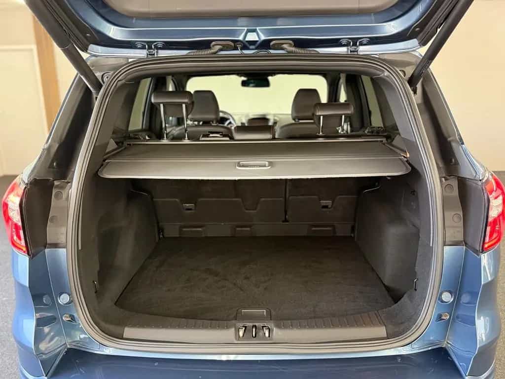 Ford Kuga ST-Line*PANORAMA-DACH*AUTOMATIK*AHK*SHZ 04/2019-photo-21