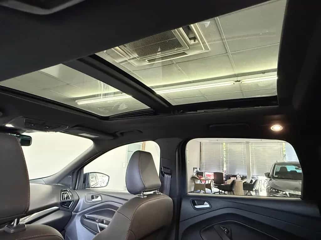 Ford Kuga ST-Line*PANORAMA-DACH*AUTOMATIK*AHK*SHZ 04/2019-photo-29