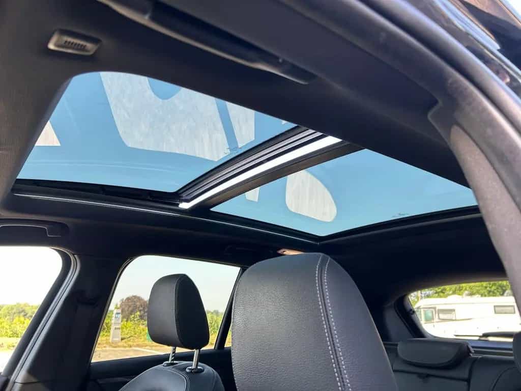 BMW X1 xDrive 20 i xLine/Pano/HUD/LED/Ahk !! 08/2017-photo-13