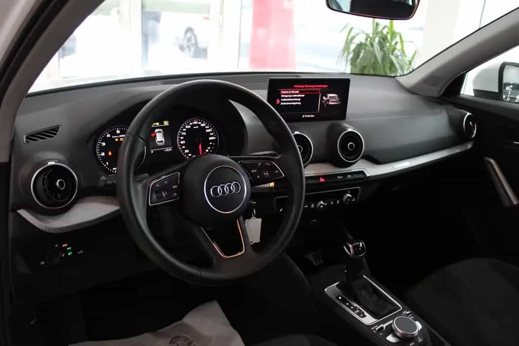 Audi Q2 35 TFSI NAVI CARPLAY 12/2022-photo-14