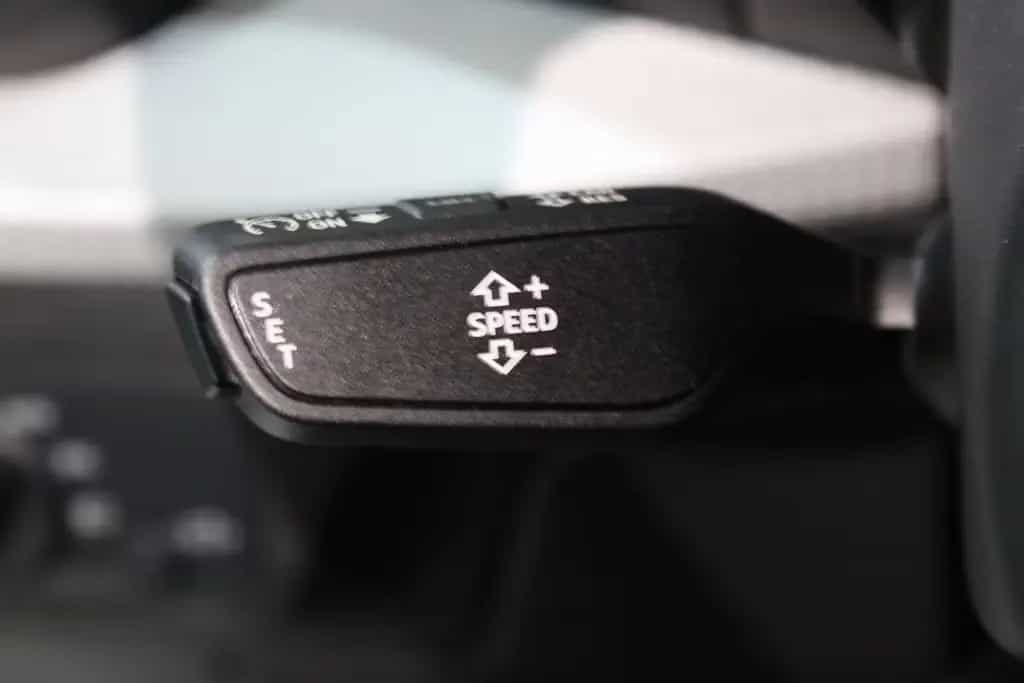 Audi Q2 35 TFSI NAVI CARPLAY 12/2022-photo-22