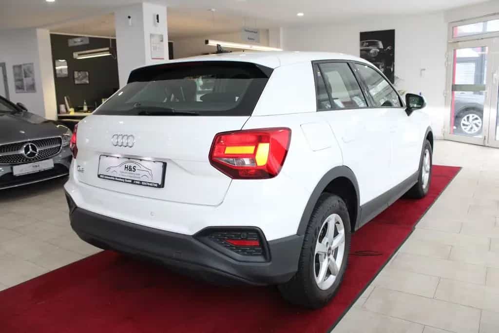 Audi Q2 35 TFSI NAVI CARPLAY 12/2022-photo-6