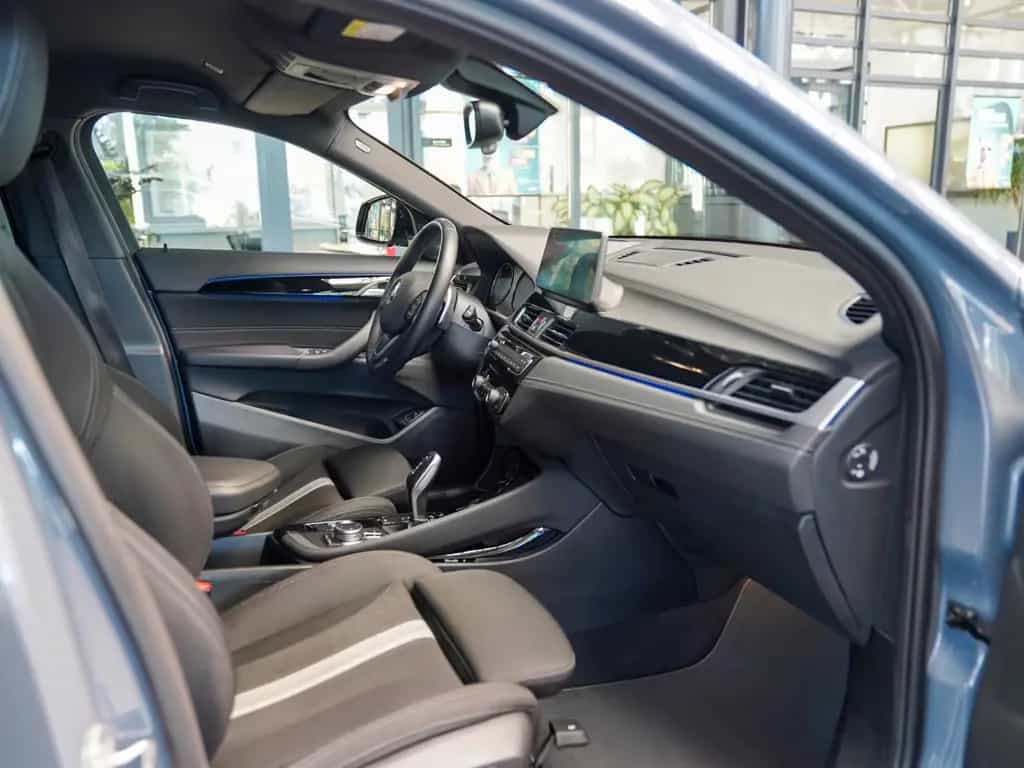 BMW X2 20d xDrive Shadow-Line Harman Kardon AHK HUD 02/2022-photo-9