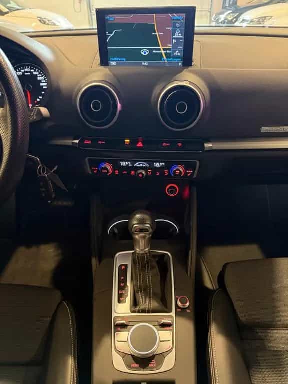 Audi A3 Sportback 1.8 Quattro/S-Line/Bang&Olufsen 12/2016-photo-21