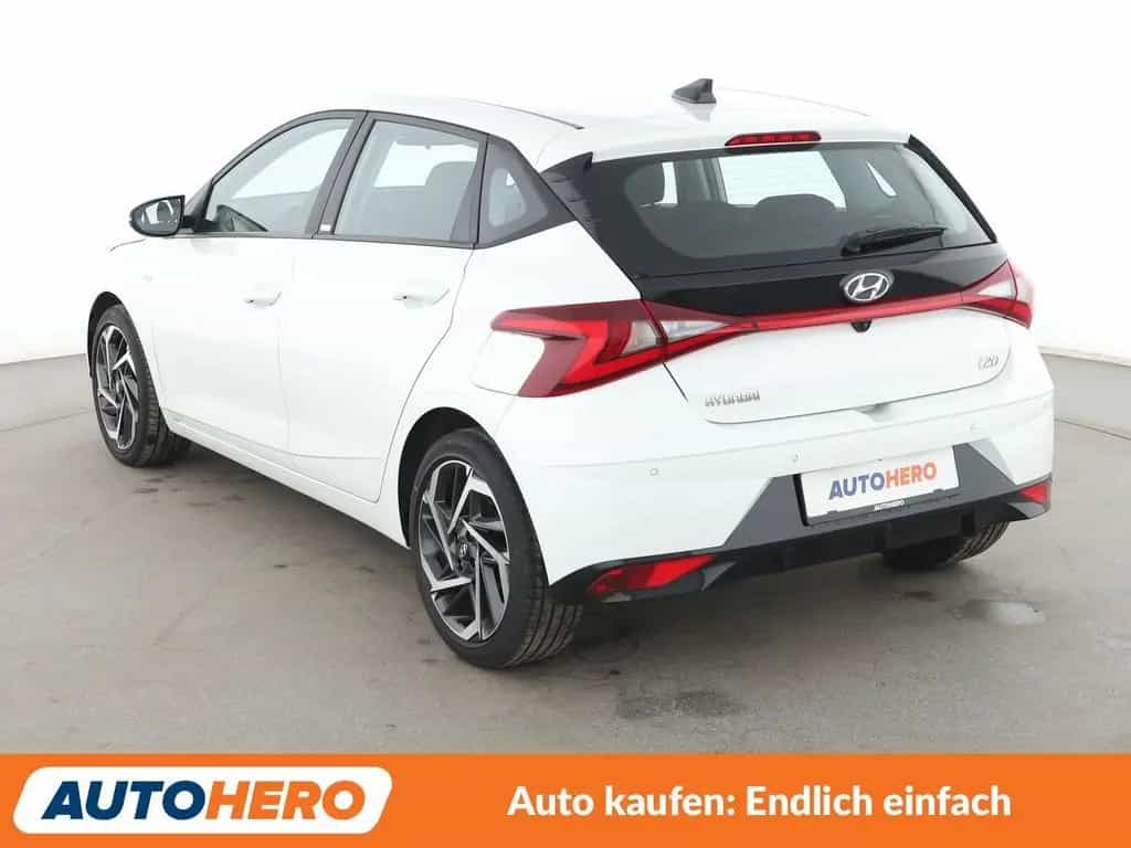 Hyundai i20 1.0 T-GDI Mild-Hybrid Intro Edition*CAM*PDC* 08/2021-photo-3