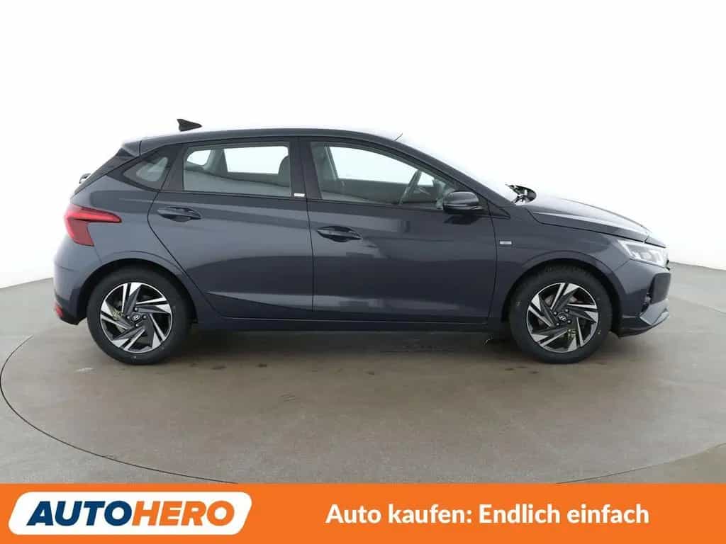 Hyundai i20 1.0 T-GDI Mild-Hybrid Trend Aut*NAVI*LED* 10/2020-photo-6