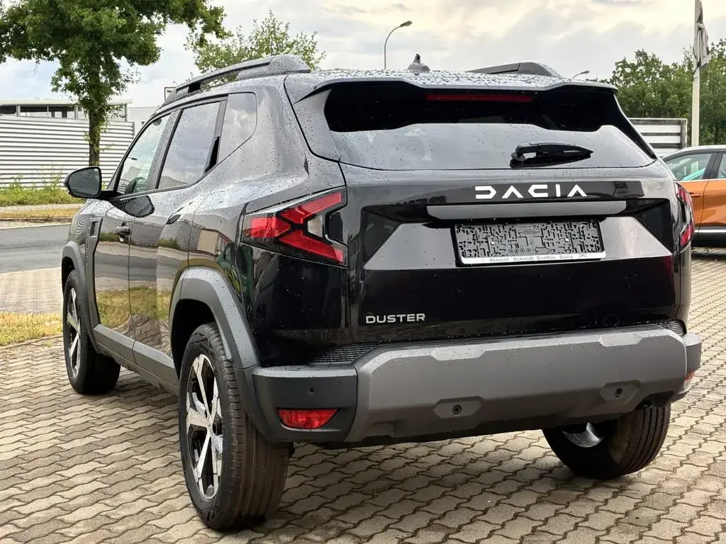 Main__Slider__Photo:Dacia Duster III 1.2 140 Journey 06/2026-1