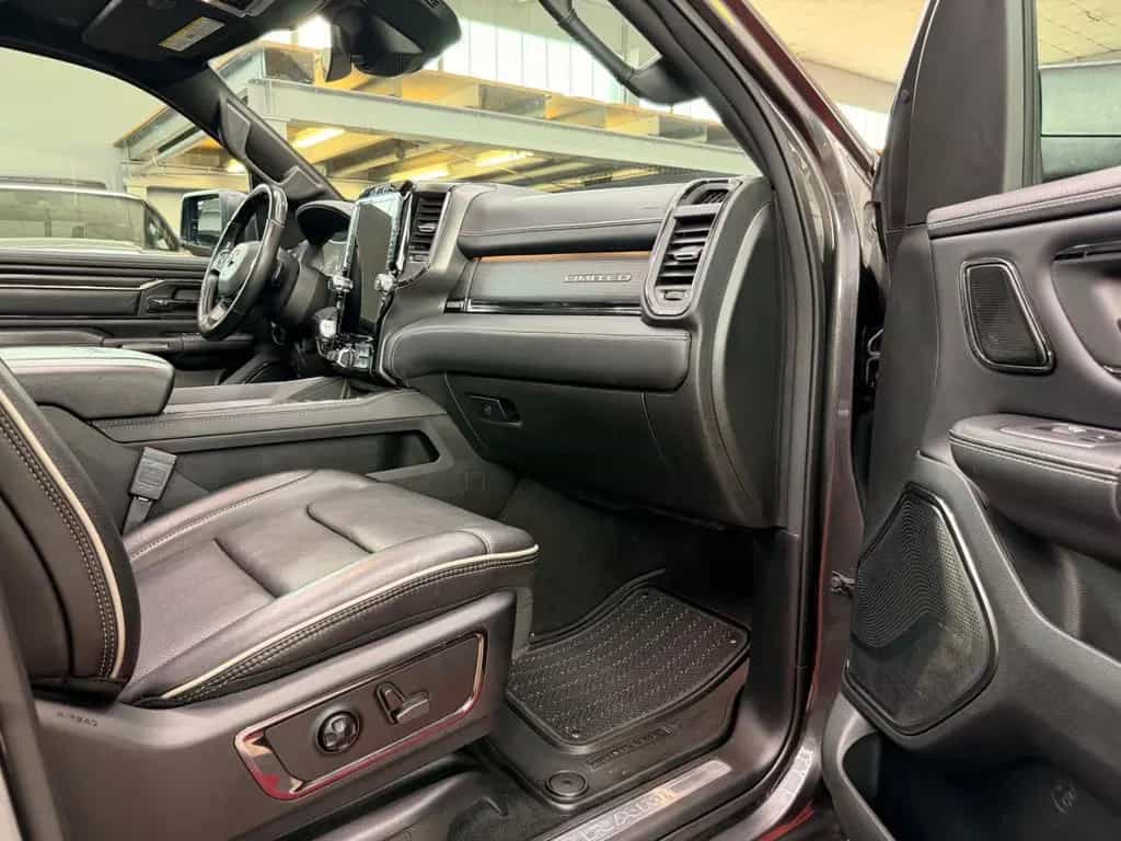 Dodge RAM 1500 5.7 HEMI 4X4 LIMITED Pano 360° RAM-BOX 10/2022-photo-19