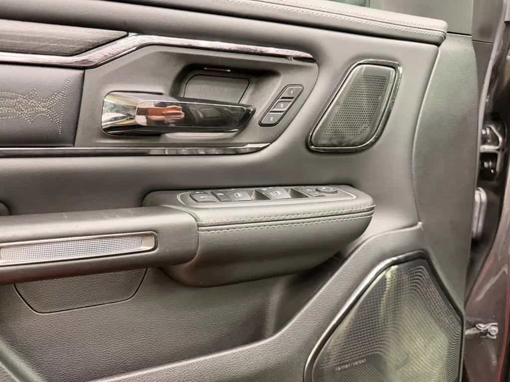 Dodge RAM 1500 5.7 HEMI 4X4 LIMITED Pano 360° RAM-BOX 10/2022-photo-33