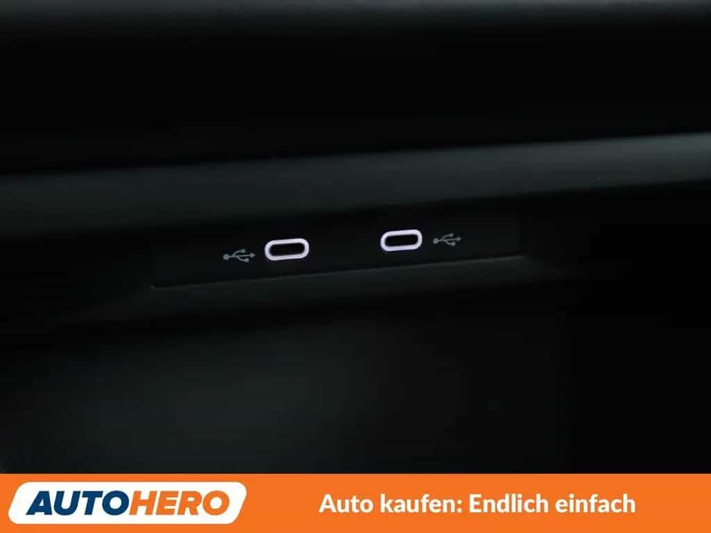 Volkswagen Golf VIII 1.5 TSI ACT Life*LED*TEMPO*PDC*SHZ* 07/2021-photo-26