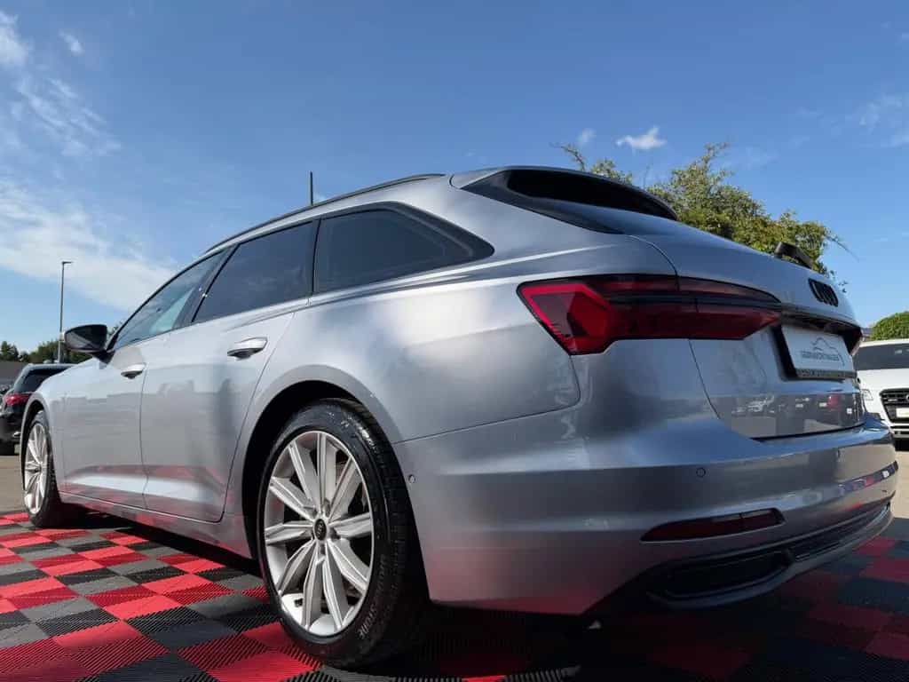 Audi A6 Avant 45 TFSI quattro sport*AHK*Schiebedach* 05/2023-photo-11