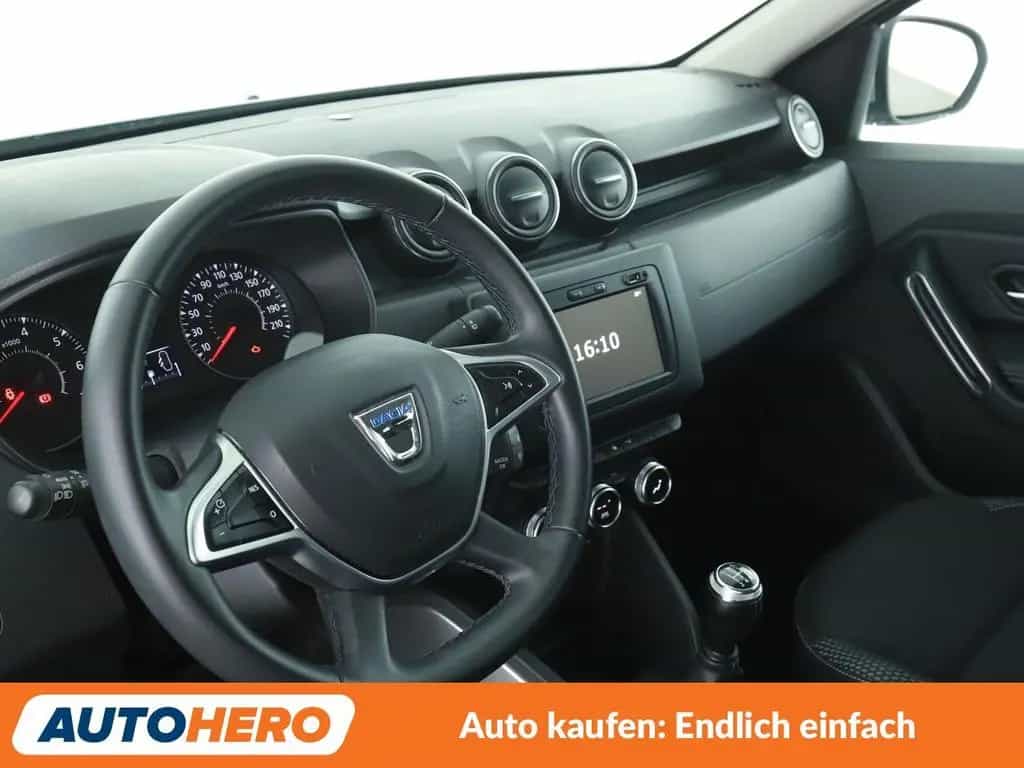 Dacia Duster 1.6 SCe Prestige *NAVI*CAM*TEMPO*SHZ*ALU* 12/2019-photo-10