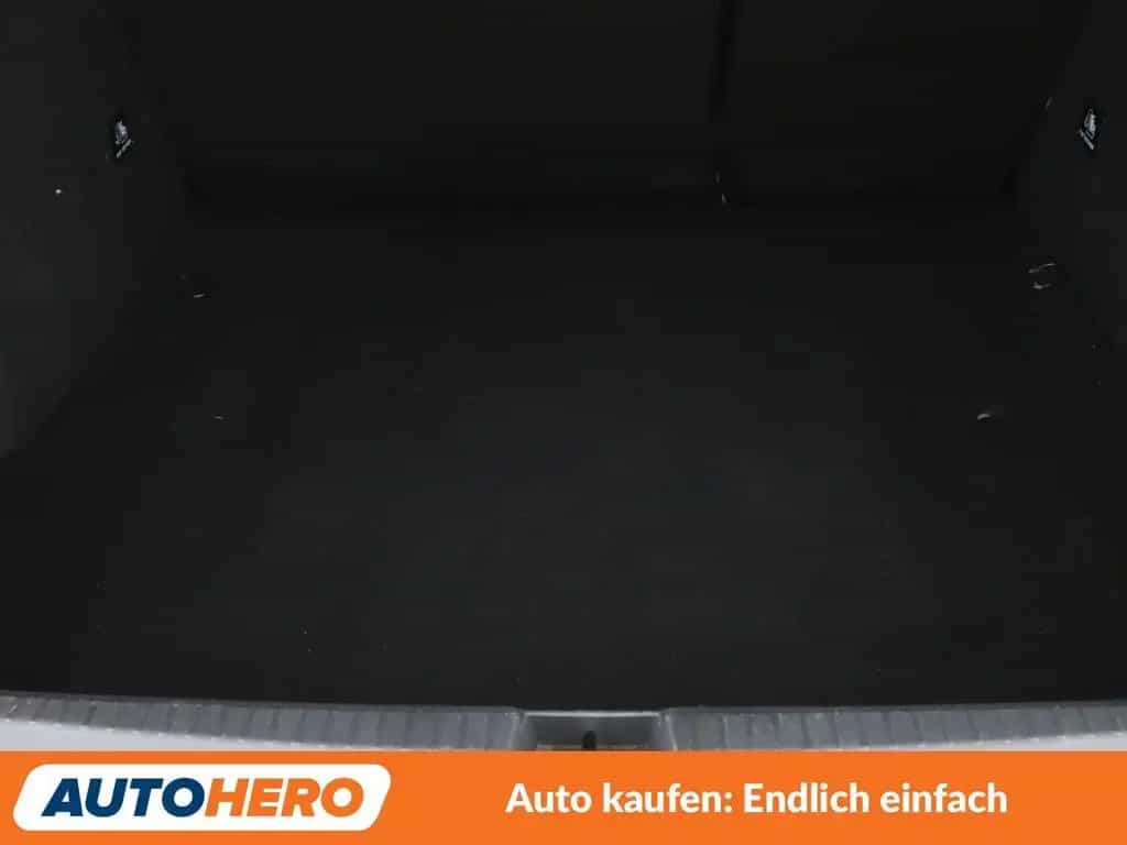 Dacia Duster 1.6 SCe Prestige *NAVI*CAM*TEMPO*SHZ*ALU* 12/2019-photo-17