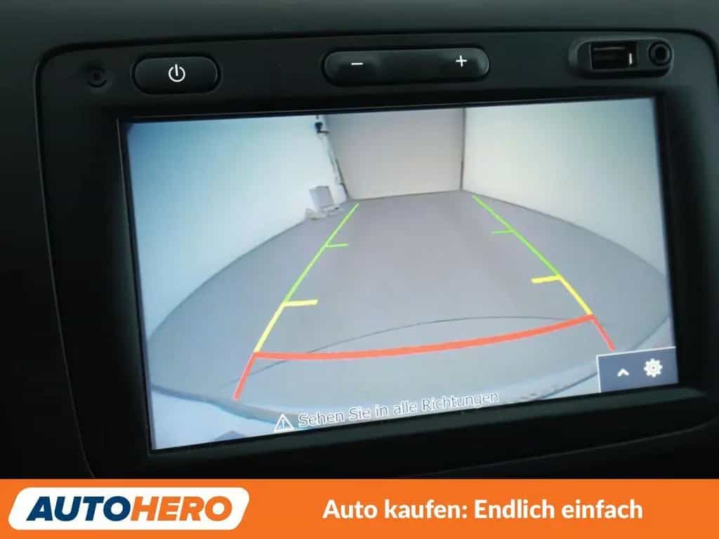 Dacia Duster 1.6 SCe Prestige *NAVI*CAM*TEMPO*SHZ*ALU* 12/2019-photo-23