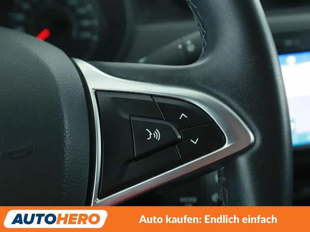 Dacia Duster 1.6 SCe Prestige *NAVI*CAM*TEMPO*SHZ*ALU* 12/2019-photo-26