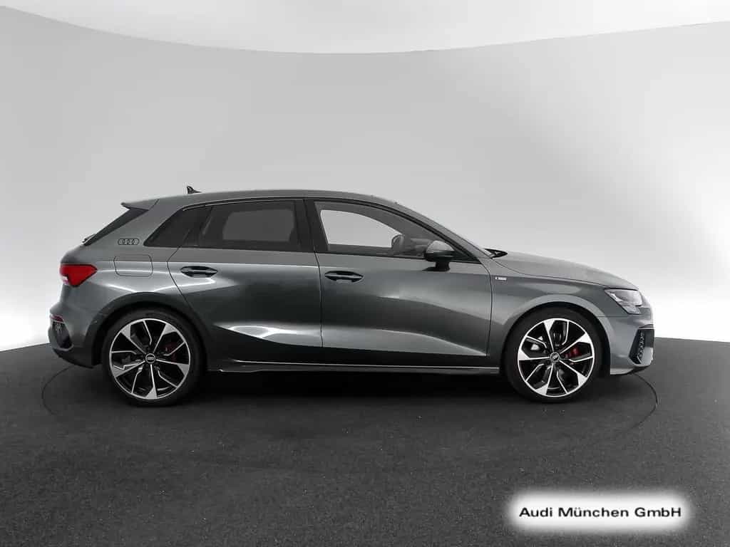 Audi A3 Sportback 35 TFSI S tronic S line Pano/Virtua 03/2023-photo-6
