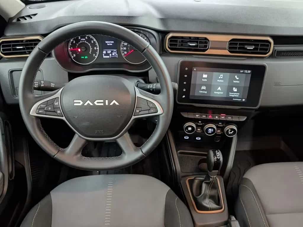 Dacia Duster 1.3 TCe 150 EDC Extreme AHK Allwetter 12/2023-photo-15