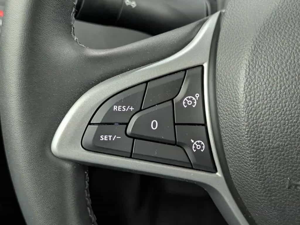 Dacia Duster 1.3 TCe 150 EDC Extreme AHK Allwetter 12/2023-photo-28