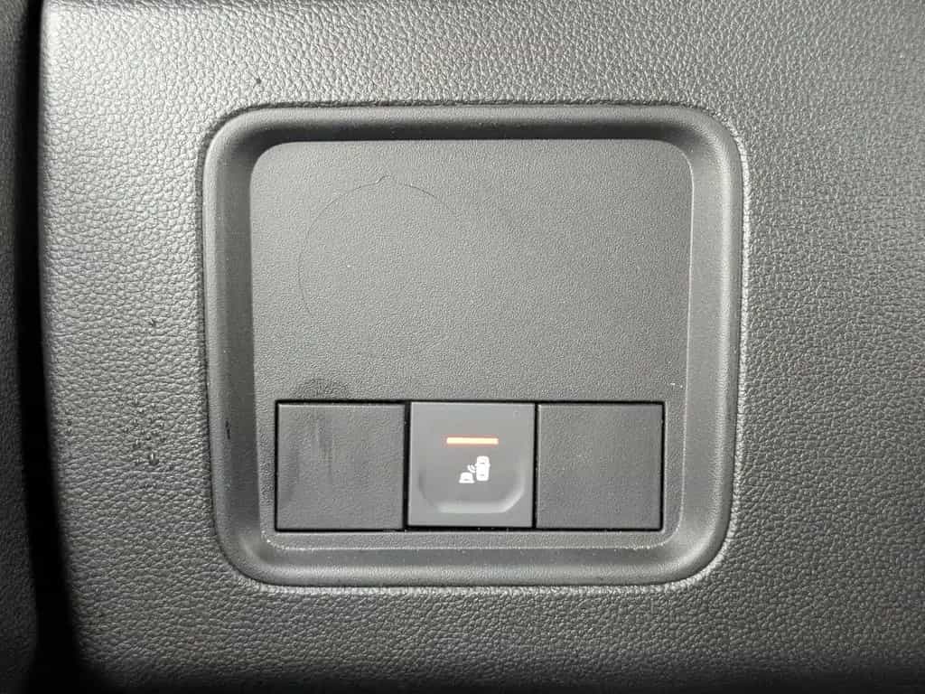 Dacia Duster 1.3 TCe 150 EDC Extreme AHK Allwetter 12/2023-photo-32