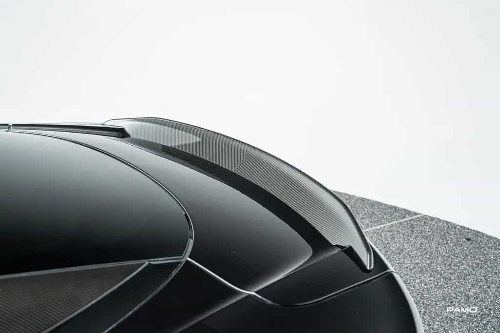 Aston Martin DBS | 1/300, Carbon, Titanium 02/2024-photo-14