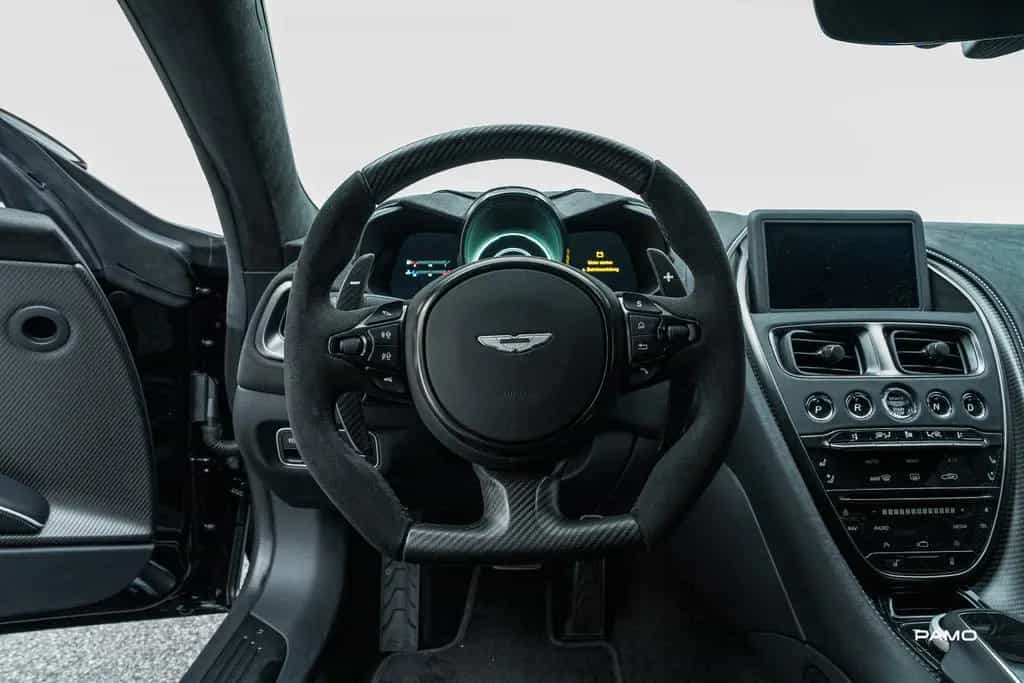 Aston Martin DBS | 1/300, Carbon, Titanium 02/2024-photo-20