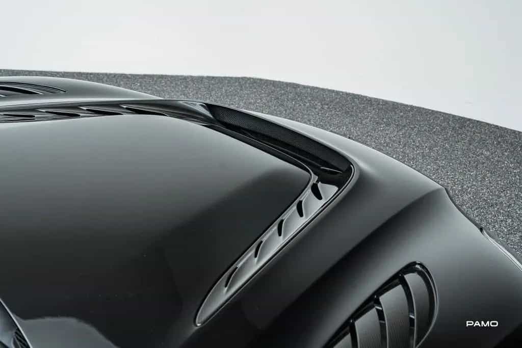 Aston Martin DBS | 1/300, Carbon, Titanium 02/2024-photo-25