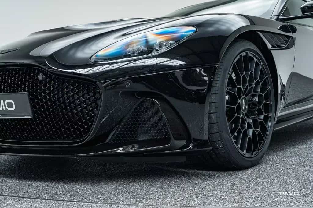 Aston Martin DBS | 1/300, Carbon, Titanium 02/2024-photo-9