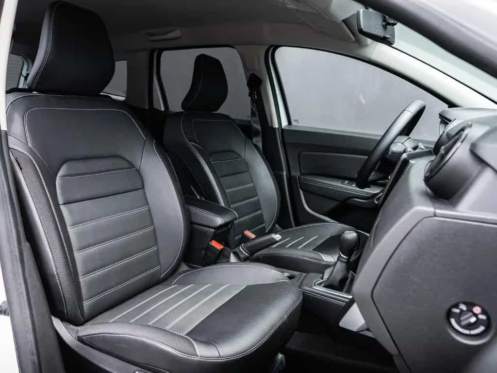 Dacia Duster II Prestige Automatik Leder 11/2022-photo-12