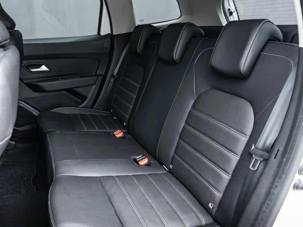Dacia Duster II Prestige Automatik Leder 11/2022-photo-14