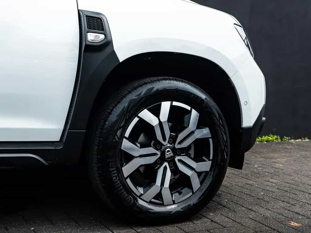 Dacia Duster II Prestige Automatik Leder 11/2022-photo-42