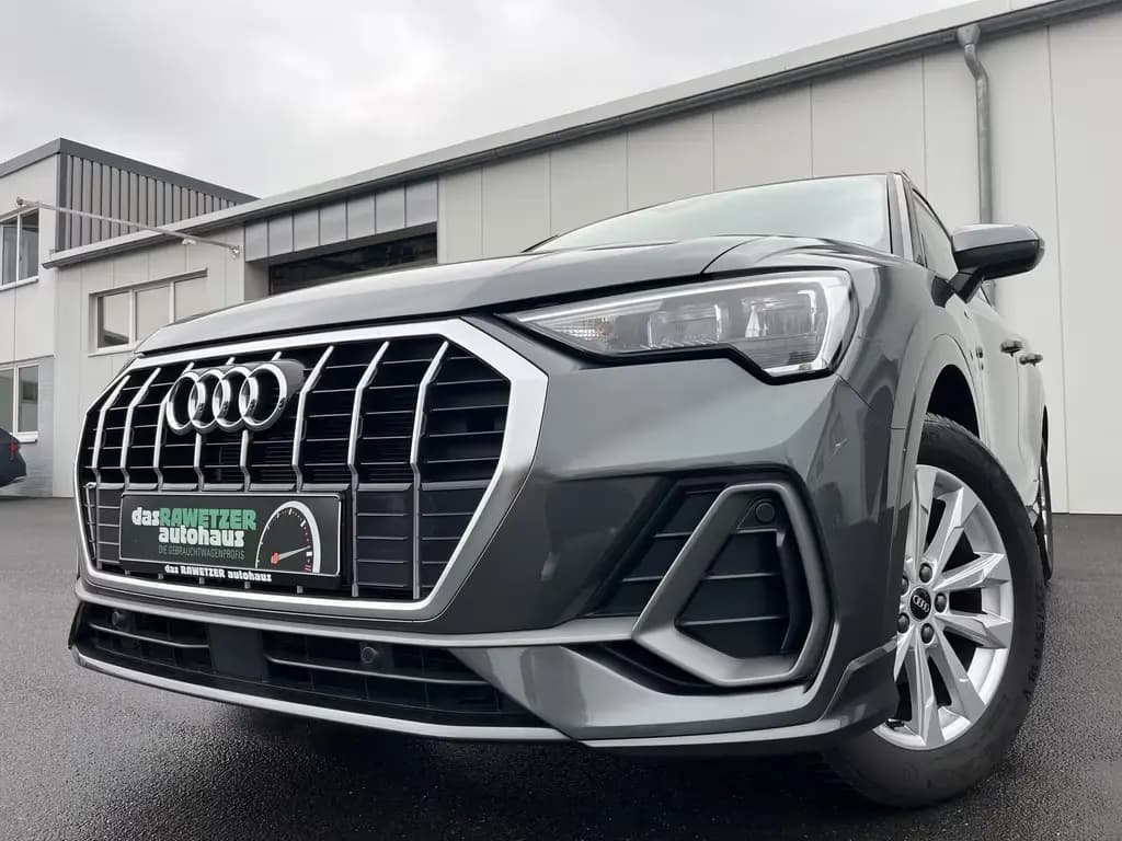 Main__Slider__Photo:Audi Q3 35 1.5 TFSI S tronic S line 194€ m.20% Anz. N 03/2023-0