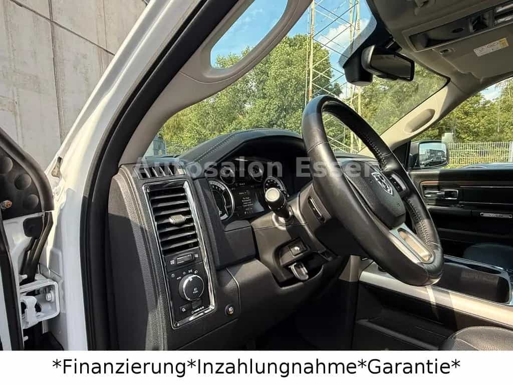 Dodge RAM 1500 5.7 V8 4x4 Laramie*Deutsch*1 Hand*LPG 05/2018-photo-36