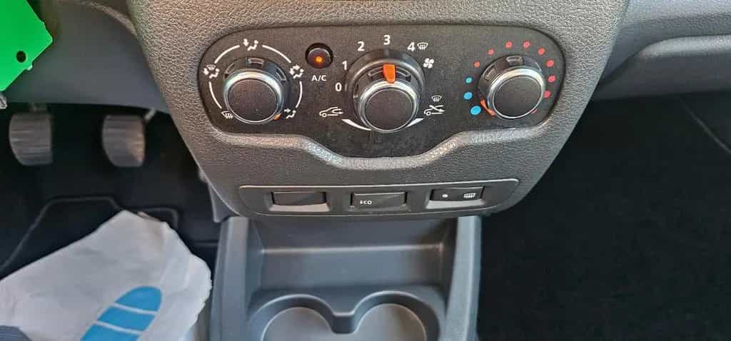 Dacia Dokker *1.6*Essential*5-Sitze*Klima*Scheckheft* 08/2019-photo-41
