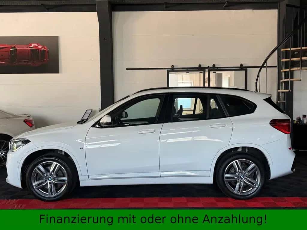 BMW X1 20i xDrive*M Sport*LED*18 Zoll*Head-UP*Navi* 06/2019-photo-2