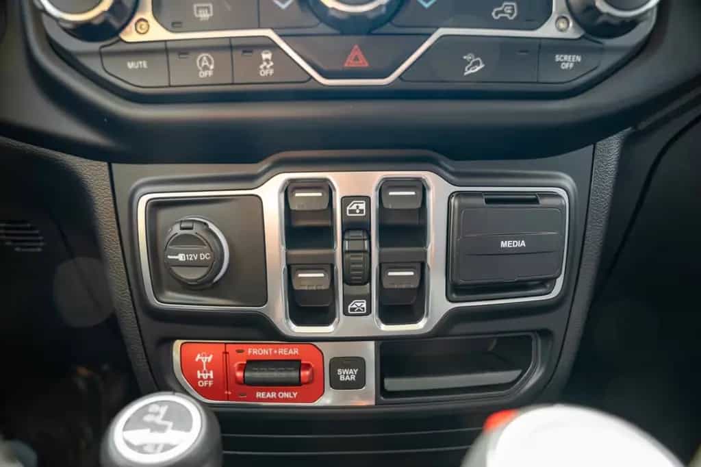 Jeep Wrangler / Wrangler Unlimited Rubicon 4x4 LED 12/2019-photo-23