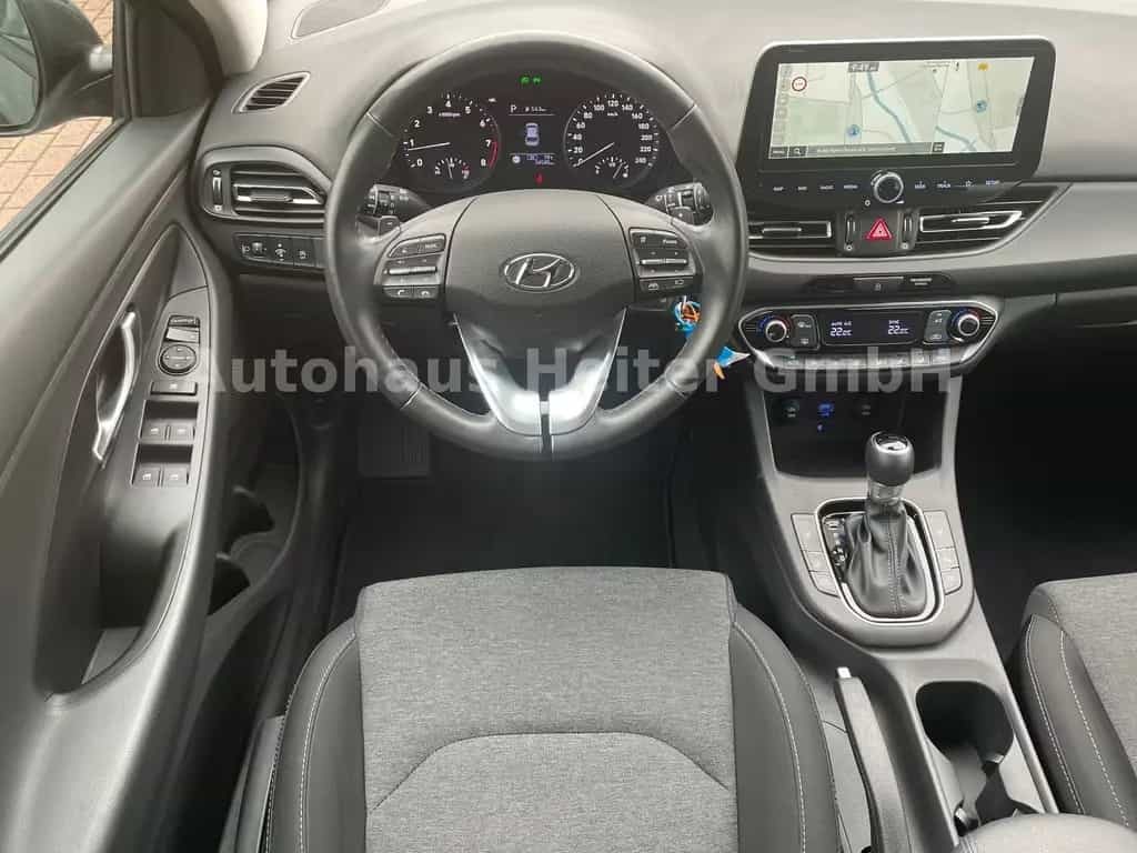 Hyundai i30 1.5 T-GDI Trend MHEV/ Automatik+Navi+Kamera 05/2024-photo-12