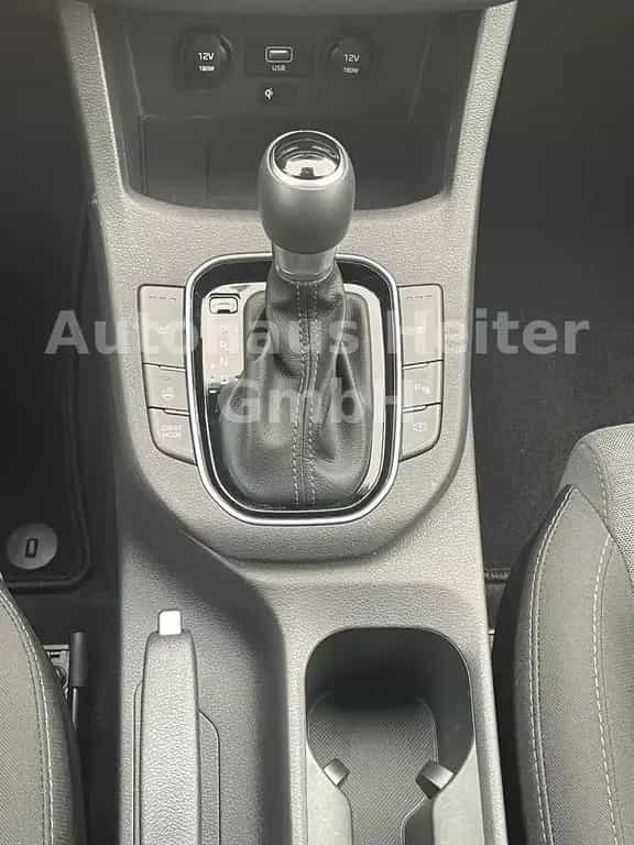 Hyundai i30 1.5 T-GDI Trend MHEV/ Automatik+Navi+Kamera 05/2024-photo-26