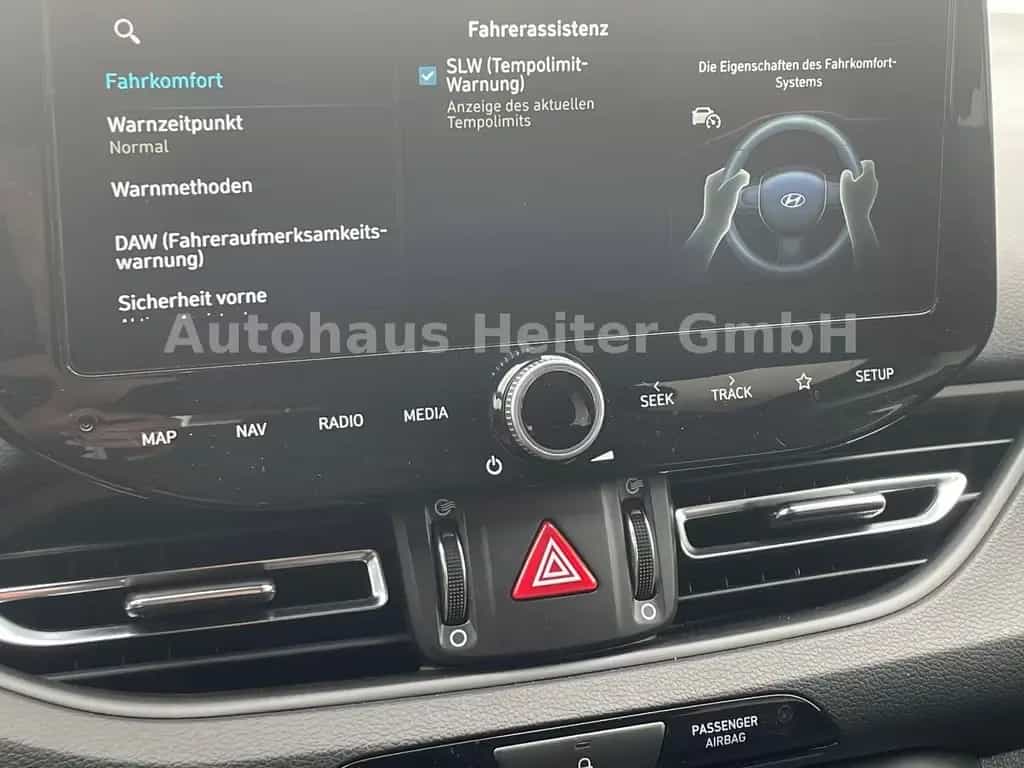 Hyundai i30 1.5 T-GDI Trend MHEV/ Automatik+Navi+Kamera 05/2024-photo-27
