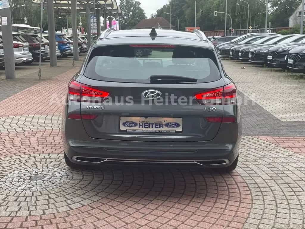 Hyundai i30 1.5 T-GDI Trend MHEV/ Automatik+Navi+Kamera 05/2024-photo-4