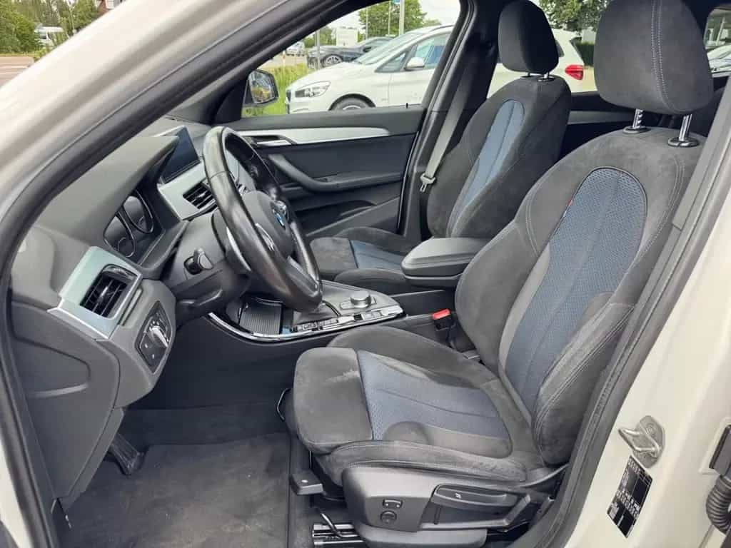BMW X1 20iA M SPORT+HUD+PANO+NAVI-PRO+LED+HIFI+AHK 03/2019-photo-33