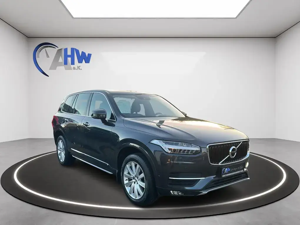 Main__Slider__Photo:Volvo XC90 Momentum AWD 06/2016-1
