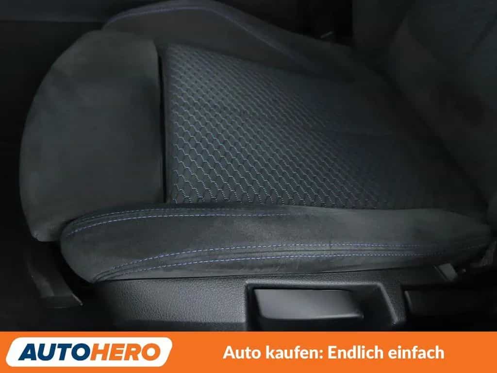 BMW 125 1er 125i M Sport Aut.*NAVI*TEMPO*PDC*SHZ*KLIMA* 02/2017-photo-19